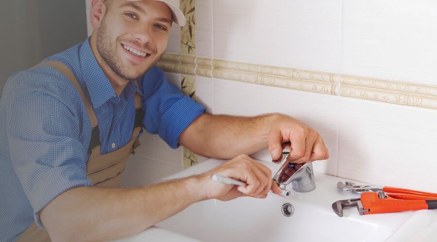 Professional Leak Detection Services services in Round Mountain, TX